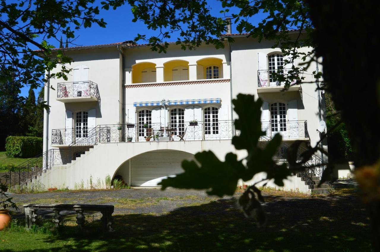 L'Escalere Acomodação com café da manhã Arnaud-Guilhem Exterior foto